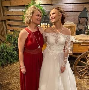 Meet your Posher, Andrea steele